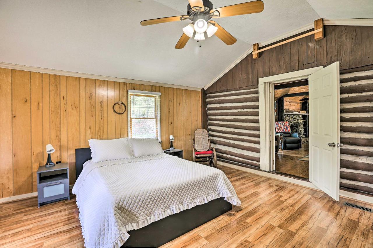 1950S Serenity Pond Cabin With View Peace And Quiet! 탈라데가 외부 사진