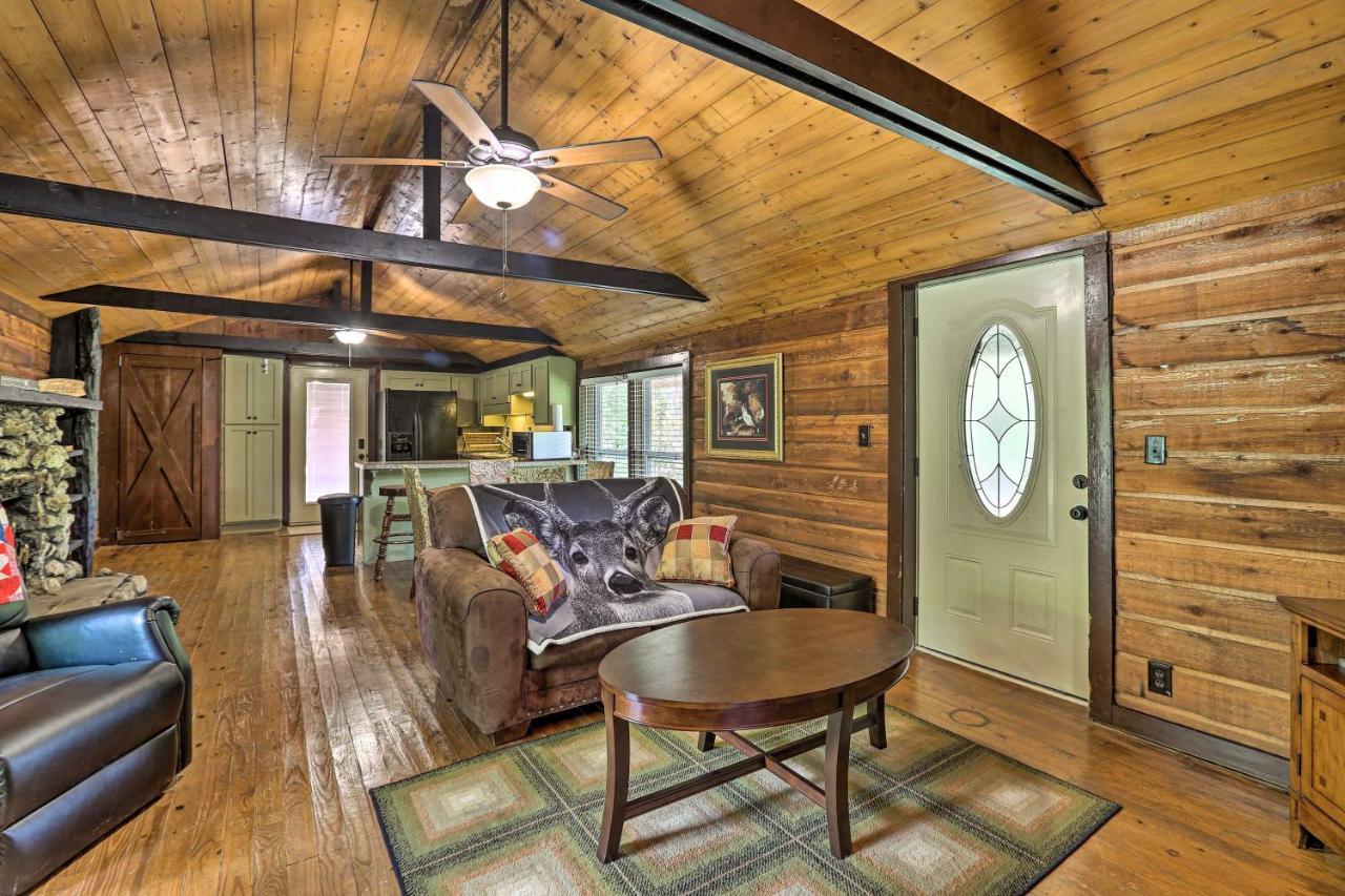 1950S Serenity Pond Cabin With View Peace And Quiet! 탈라데가 외부 사진