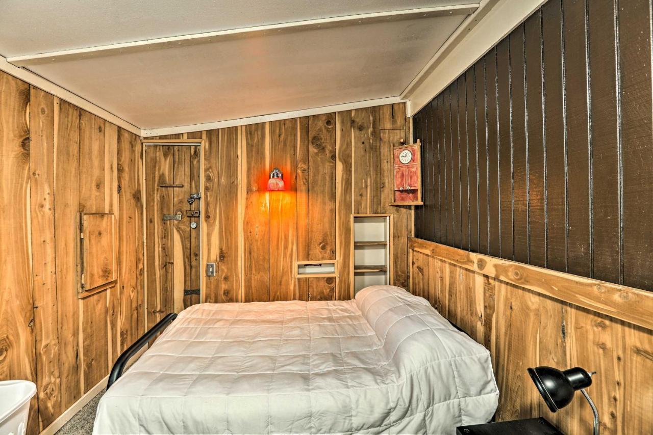 1950S Serenity Pond Cabin With View Peace And Quiet! 탈라데가 외부 사진